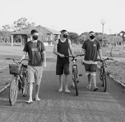 Conscientização com uso de máscara